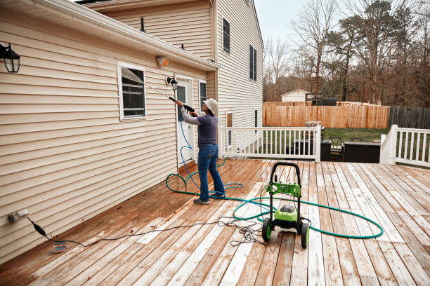 Best Commercial Pressure Washing  in Liolnton, NC