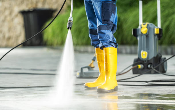 Best Deck Cleaning Services  in Liolnton, NC