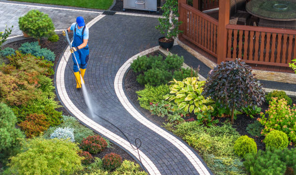 Best Deck Pressure Washing  in Liolnton, NC